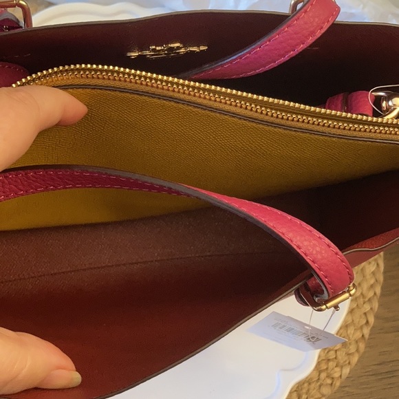 Coach Mollie Leather Tote 25 - Picture 7 of 10